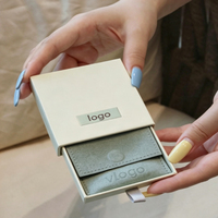 Boîte à bijoux rectangulaire longue et colorée, écologique, portable, avec poignée en ruban, emballage en papier personnalisé avec logo imprimé