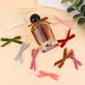 En gros 1cm Mini Velours Ruban Arcs Avec Attacher Ribon Bouteille De Parfum Ruban <span class=keywords><strong>Arc</strong></span> Personnalisé De Haute Qualité Arcs pour Emballage Fourniture - Product Image 2