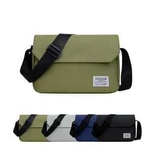 กระเป๋าสะพายข้างผู้หญิงขนาดเล็กน่ารัก สกรีนโลโก้ได้  แบบ unisex สีเขียวเข้ม กระเป๋าเป้สะพายไหล่เดียวสำหรับผู้หญิง - Product Image 1