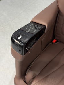 Vente en gros usine OEM Hipoint GT-M9 Siège universel de luxe en cuir/plastique éponge haut de gamme personnalisable pour Toyota - Product Image 3