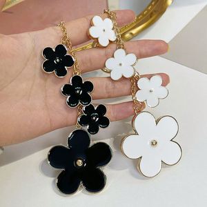 Women's Flower Bag Charms Enameled Keychain <b>Purse</b> Accessories Fashion Handbag Decoration Keyring - Product Image 4