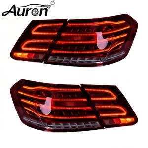 ไฟท้าย LED รุ่นปรับโฉม E-Class W212 (2009-2013) |   ชุดไฟท้ายแบบติดตั้งเพิ่มเติม |   เลนส์ใส 6000K LED อัพเกรด - Product Image 1