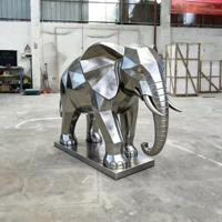 Statue d'éléphant à finition polie, durable, en acier inoxydable pour l'extérieur, sculpture personnalisable de grande taille, certifiée ISO9001