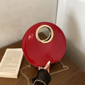 <span class=keywords><strong>Borsa</strong></span> da Donna Transfrontaliera 2026 Nuova Collezione Europea e Americana Retrò Chic Personalizzata <span class=keywords><strong>a</strong></span> Mezzaluna con Tracolla <span class=keywords><strong>a</strong></span> Catena - Product Image 3