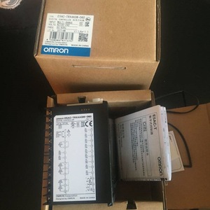 เครื่องควบคุมอุณหภูมิแบบดิจิตอล Omron รุ่น E5AC-TQX4ASM-068 รองรับหลายช่วงแรงดันไฟฟ้า AC100-240V 50/60Hz สำหรับระบบ HVAC - Product Image 4