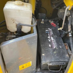 Mini-excavatrice sur chenilles Komatsu PC56 d'occasion, 90% neuve, de haute qualité - Product Image 5