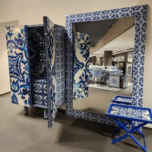 Miroir mural de luxe moderne avec cadre en métal de grande taille, motif ethnique artisanal haut de gamme, idéal pour l'entrée d'une grande maison et le hall d'un hôtel - Product Image 4