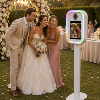 Kiosque photo professionnel pour iPad et appareil photo reflex numérique avec multiprise intégrée – Studio portrait pour location de mariage