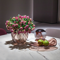 Ensemble de vases en verre soufflé à la main, texture tourbillonnante rose fumée, vase sphérique et plateau à fruits en forme de croissant, Murano, décoration moderne de luxe pour la maison