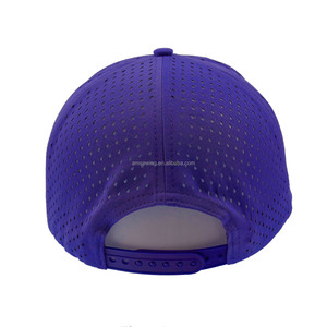 Casquette Snapback Premium en Polyester à 7 Panneaux Perforée avec Broderie Personnalisée et Trous Découpés au Laser Bleu Roi pour Tenue Décontractée Extérieure - Product Image 4