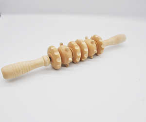 Masajeador de cuerpo de madera antifatiga con 6 rodillos Diseño de volantes para una experiencia de masaje cómoda - Product Image 3