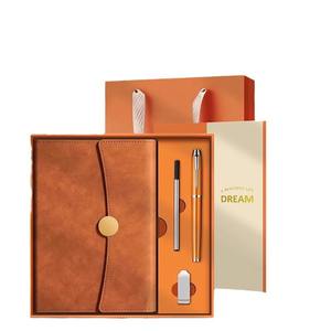 Coffret Cadeau Carnet à Trois Volets en Cuir PU avec Reliure Sans Fil et Boucle Métallique – Personnalisation Possible – Cadeau d'Affaires – Promotion d'Entreprise – Journal - Product Image 4