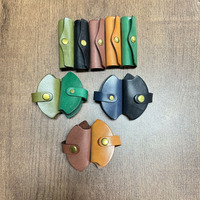 Petit sac organisateur vintage en cuir de vachette tanné végétal pour câbles de charge, écouteurs et essentiels de voyage