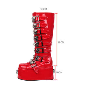 Bottines à plateforme en cuir verni rouge pour femmes, boucle en forme de crâne, style gothique punk, semelle épaisse, mi-mollet, chaussures de soirée - Product Image 1