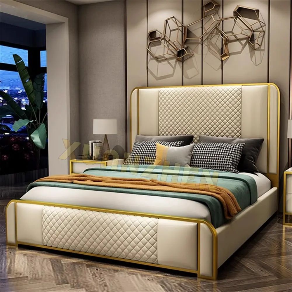 เฟอร์นิเจอร์บ้านโรงแรมหรูสแตนเลสสีทองทันสมัยเตียงขนาดคิงไซส์เฟอร์นิเจอร์ห้องนอนเตียงหนัง pu โครงโลหะ