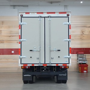 New for 4x2 Cummins Diesel Mini <strong>Truck</strong> Van Right Hand Drive 4 Wheels 1-10 Tons Cargo <strong>Truck</strong> - Product Image 5