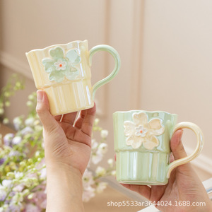 Tasse en porcelaine au design de niche de haute valeur esthétique, motif floral mignon, 250 ml, tasses à thé et soucoupes pour cadeau de fête pour filles et petites amies - Product Image 6