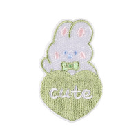 Cartoon dierenborduurlogo, konijn fruitbadge-logo, kledingaccessoire patch, doe-het-zelf handwerk, zelfklevend borduurwerk