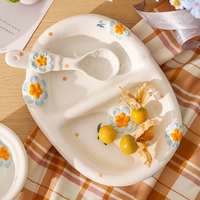 Service de table en porcelaine de luxe à motifs floraux en relief, style rustique pastoral, réutilisable, compatible lave-vaisselle et micro-ondes