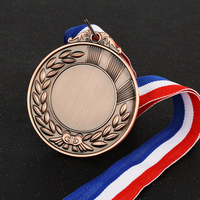 En stock, vente en gros, prix abordable : Médailles vierges personnalisables en alliage de zinc, médailles d'or 3D pour marathon, médailles et trophées sur mesure