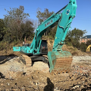 Excavadora grande Kobelco SK480 de segunda mano con una fuerte fuerza de excavación para excavaciones pesadas de tierra y piedra en minas. - Product Image 3