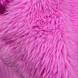 Меховая ткань оптом розовый искусственный мех высокий ворс мех 30 мм 680 г/м 100% полиэстер для одежды Домашний текстиль - Product Image 3
