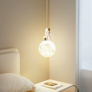 Lámpara Colgante Minimalista con Diseño de Astronauta y Luna, Estilo Moderno Crema, Control Táctil LED Regulable, para Dormitorio Infantil/Cabeza de Cama - Product Image 1