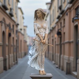 Bela Escultura Feminina de <span class=keywords><strong>Bronze</strong></span> Segurando uma Flauta, Estátua de Corpo Humano em Metal com Gaze Branca Leve em Perspectiva, Técnica de Fundição - Product Image 6