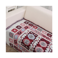 Geometrische Vintage Rot-Rosa Umweltfreundliche Ganzjahres-Leichtgewicht Afghan-Decke Jacquard-Garn Reise- und Freizeitdecke