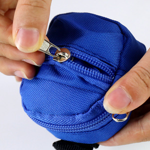Sac à dos mini en polyester tissé Coolter 2026 avec fermeture éclair en acier inoxydable, porte-monnaie multifonctionnel et décapsuleur, porte-clés mignon - Product Image 3