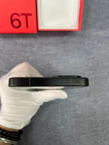 Nouveau OnePlus Ace 6T 2025 – Smartphone gaming, batterie 8300 mAh, écran 165 Hz, charge rapide 100 W, version globale - Product Image 2