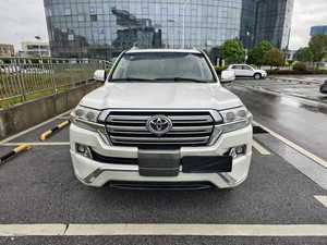 Vehículo Todoterreno 4x4 Edición Limitada para Oriente Medio, con Emisión Euro VI, Motor V6 de 4.0L, Volante a la Izquierda, para LC200 2015 - Product Image 2