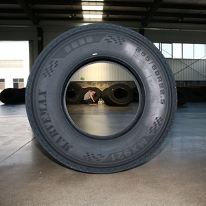 Pneu de camion de haute qualité de la marque chinoise MARVEMAX, modèles 315/80R22.5 MX921, 13R22.5, 295/80R22.5 - Product Image 4