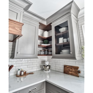 Mobili da Cucina in Legno Stile Americano Vermont, Design Classico, Armadietti Grigi Personalizzati - Product Image 5