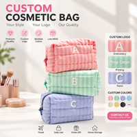 Pochette de maquillage matelassée rayée personnalisée avec logo brodé, portable, pour voyage, faible MOQ, fourniture directe usine
