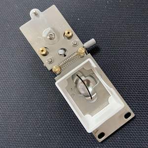 Máquina Ranuradora de Lentes Serie 1800 para Paneles Metálicos y Componentes Flexibles de Lentes, Origen Zhejiang - Product Image 2