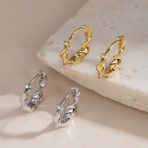 Aros Redondos de Oro para Mujer, Joyería de Moda EKA-266 - Product Image 3