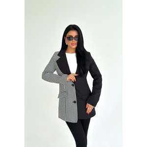 Chaqueta a cuadros bicolor negra para mujer - Product Image 3