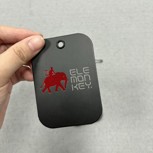 Giấy may treo thẻ với lá màu đỏ logo sang trọng tùy chỉnh hangtags cho quần áo logo thương hiệu riêng - Product Image 6