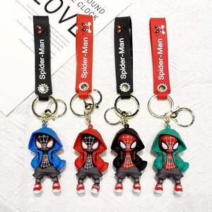 Portachiavi con Ciondolo a Forma di <span class=keywords><strong>Spider</strong></span>-<span class=keywords><strong>Man</strong></span> <span class=keywords><strong>Marvel</strong></span> con Cappuccio, Stile Cartoon, per Auto e Borsa, Piccolo Regalo all'Ingrosso - Product Image 2