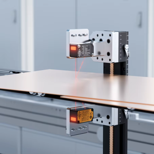 带SD-C050激光位移光学传感器的紧凑型IP67实时15毫米位移细间隙检测自动化测量仪 - Product Image 2