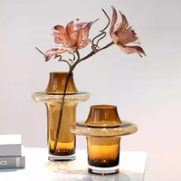 Vase en verre ambré Wabi Sabi, vase à fleurs de table pour la décoration intérieure de salle d'exposition, vase à fleurs en verre artistique vintage, décoration de banquet de mariage