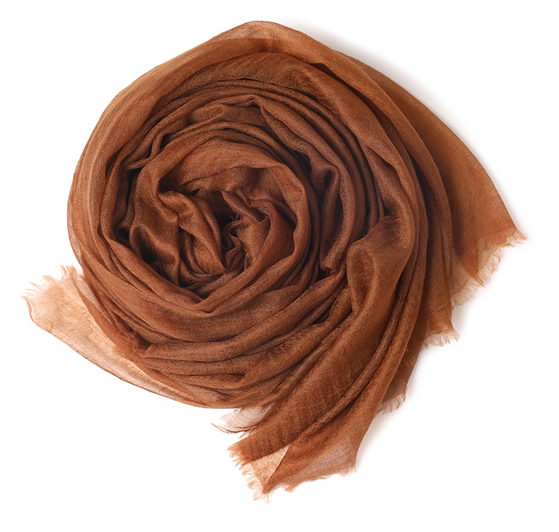 สีน้ำตาล