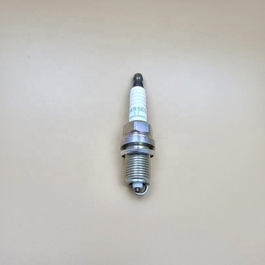 Autoparts Bougies d'allumage de voiture BKR5E BKR5E-11 BKR5ES-11 BKR5EY Bougies d'allumage de voiture dans les voitures - Product Image 5