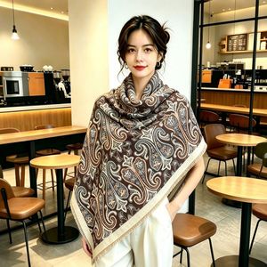 Sciarpa Quadrata in Stile Etnico Retrò, Versatile e alla Moda, Simil-Cashmere, Doppio Uso, Scaldacollo, Protezione Solare, per Donne Musulmane - Product Image 3