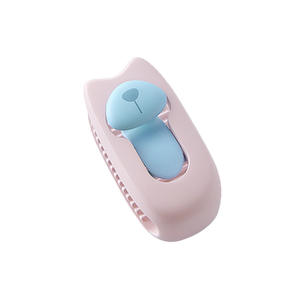 Sujetador de edredón de plástico con cabeza redonda de 20 mm, fijador de esquinas de sábanas de uso general, seguro, invisible y antideslizante - Product Image 2