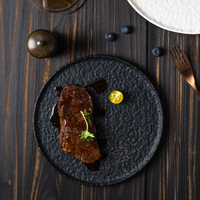Yayu 2024, designs créatifs, vaisselle en porcelaine noire et blanche irrégulière, plats en céramique pour restaurant, assiettes en porcelaine