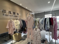 Chine Usine Personnalisé Prix de Gros Robes Thermiques Coton Coupe Velours Gaufré Corail Polaire Peignoir pour Hommes Femmes pour Hôtel