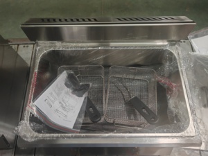 Friteuse à gaz commerciale avec réservoir de 18L pour frites et frites - Product Image 6