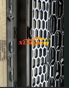 XLstyling Auto ABS accessori Auto RS <span class=keywords><strong>Q2</strong></span> look griglia anteriore a nido d'ape per <span class=keywords><strong>Audi</strong></span> <span class=keywords><strong>Q2</strong></span> 18-19 - Product Image 6